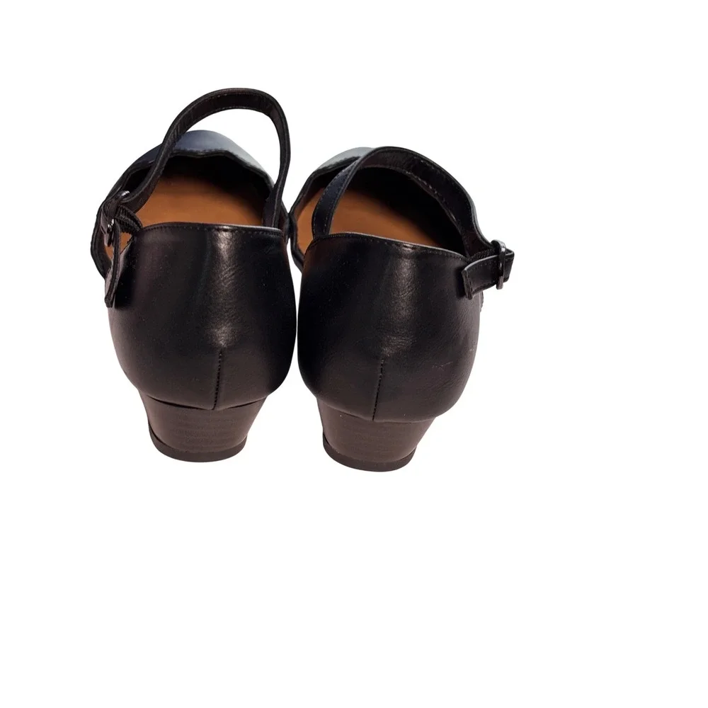 Seychelles Violet Wedge Shoes 7.5W Black Scalloped d'Orsay Pointed Toe Chic